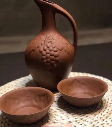 Кувшин ( დოქი )